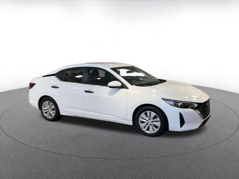 Used 2025 Nissan Sentra S image 2