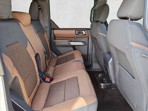 Used 2021 Ford Bronco Outer Banks w/ Sasquatch Package AWD/4WD image 19