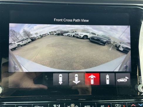 Used 2022 Jeep Grand Wagoneer Series III image 31