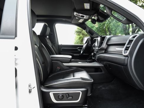 Used 2023 RAM 1500 Laramie AWD/4WD image 50
