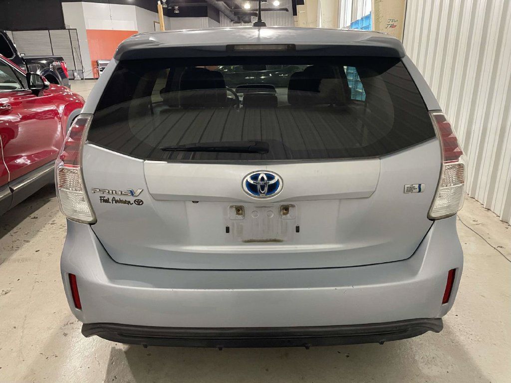 Used 2015 Toyota Prius V Three FWD image 5