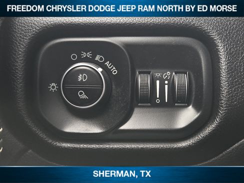 Used 2024 RAM 2500 Laramie AWD/4WD image 16