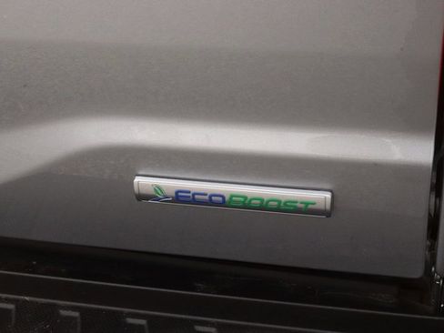 Used 2022 Ford F150 XLT w/ Equipment Group 302A High image 9