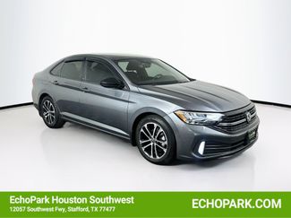 Used 2024 Volkswagen Jetta Sport FWD video 1