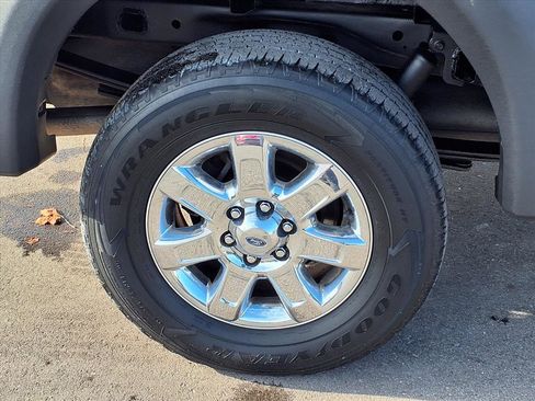 Used 2013 Ford F150 XLT w/ Luxury Equipment Group image 23