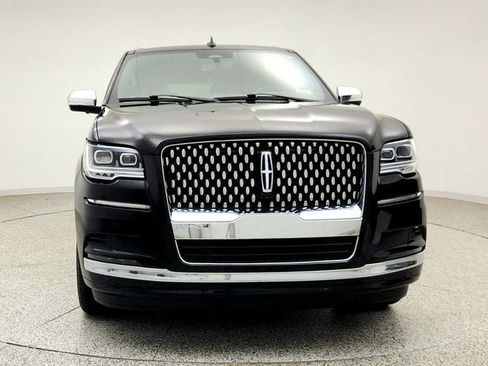 Used 2022 Lincoln Navigator Black Label AWD/4WD image 2