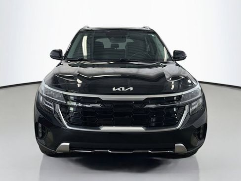 Used 2024 Kia Seltos SX w/ SX Sunroof Package AWD/4WD image 2