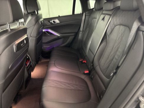 Used 2025 BMW X6 M60i w/ Executive Package image 15