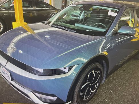 Certified 2023 Hyundai Ioniq 5 SE image 16