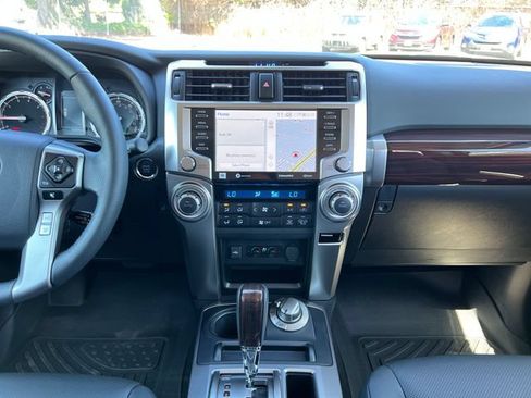 Used 2023 Toyota 4Runner Limited AWD/4WD image 22
