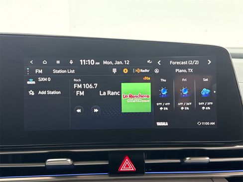 Used 2023 Hyundai Elantra Limited image 22