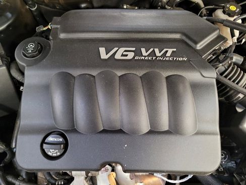 Used 2016 Chevrolet Impala LTZ FWD image 30