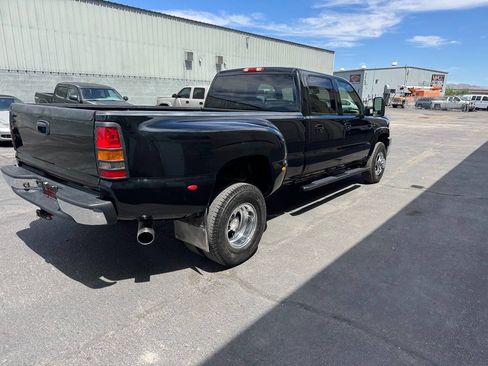Used 2007 Chevrolet Silverado 3500 LT w/ Heavy-Duty Power Package AWD/4WD image 10