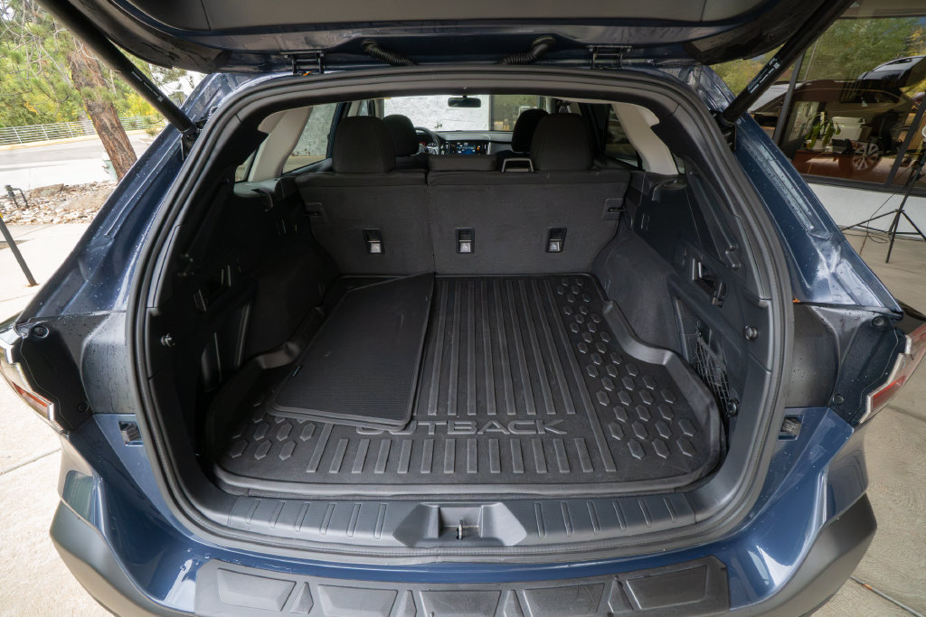 Certified 2025 Subaru Outback Premium AWD/4WD image 20