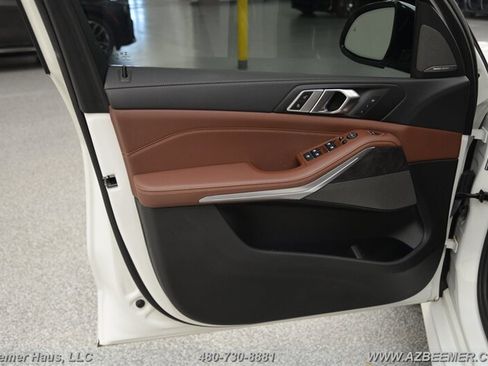 Used 2023 BMW X5 xDrive40i w/ M Sport Package AWD/4WD image 46
