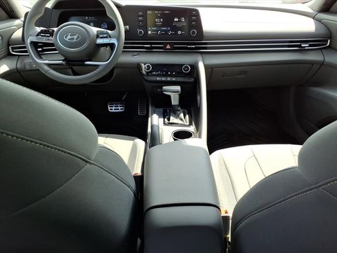 New 2026 Hyundai Elantra Sport image 25