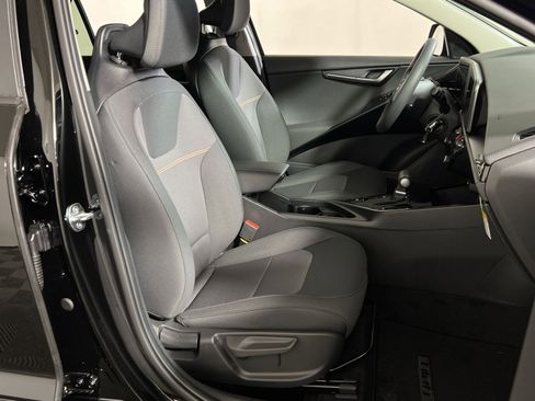 New 2026 Kia Niro LX image 25