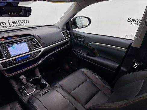 Used 2019 Toyota Highlander Limited image 25