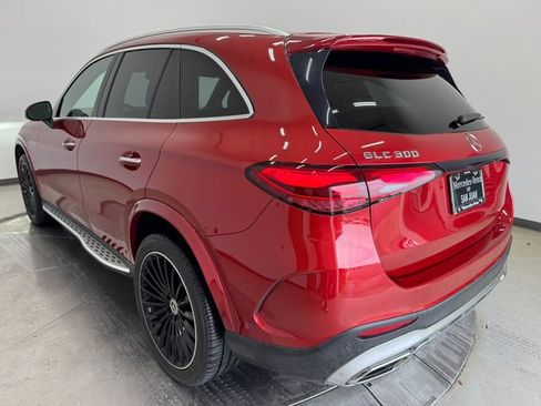 Used 2023 Mercedes-Benz GLC 300 image 9