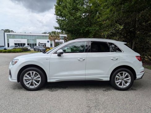 Used 2023 Audi Q3 2.0T Premium AWD/4WD image 9