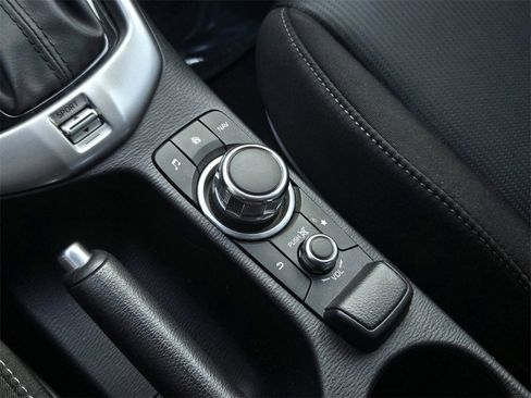 Used 2017 MAZDA CX-3 Sport image 18