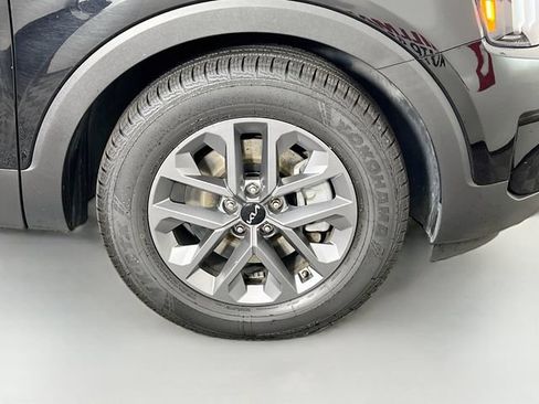 Used 2023 Kia Telluride LX AWD/4WD image 38