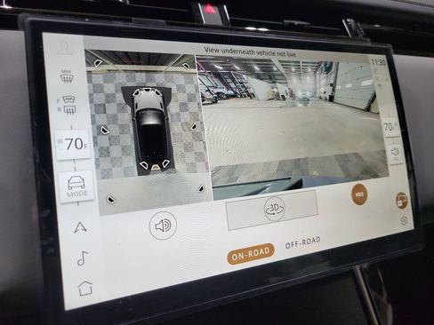 New 2026 Land Rover Range Rover Velar Dynamic SE image 19