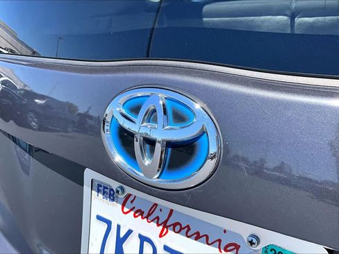 Used 2015 Toyota Prius Two FWD image 29