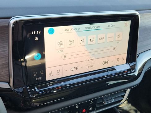 New 2026 Volkswagen Atlas SEL Premium R-Line image 9