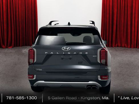 Used 2021 Hyundai Palisade Limited image 6