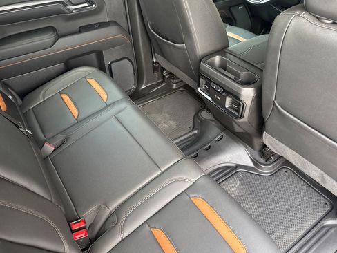 Used 2024 GMC Sierra 1500 AT4 w/ AT4 Premium Package AWD/4WD image 16
