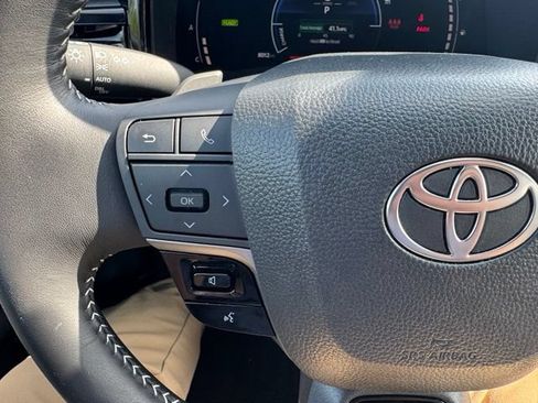 Used 2026 Toyota Camry SE w/ Convenience Package AWD/4WD image 21