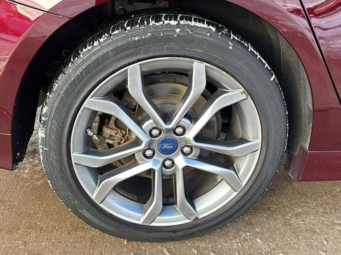 Used 2017 Ford Fusion SE w/ Equipment Group 201A image 11