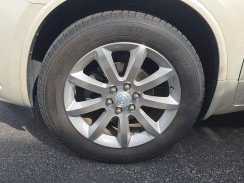 Used 2015 Buick Enclave Premium w/ Experience Buick Package image 4