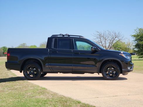 New 2026 Honda Ridgeline Black Edition image 7
