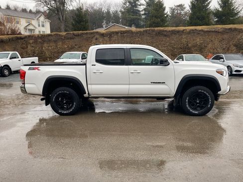 Used 2023 Toyota Tacoma SR5 w/ SX Package image 2