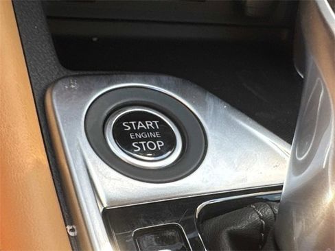 New 2025 Nissan Sentra SV w/ SV Premium Package image 32