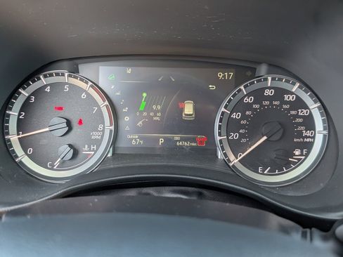 Used 2024 Toyota Highlander XLE image 20