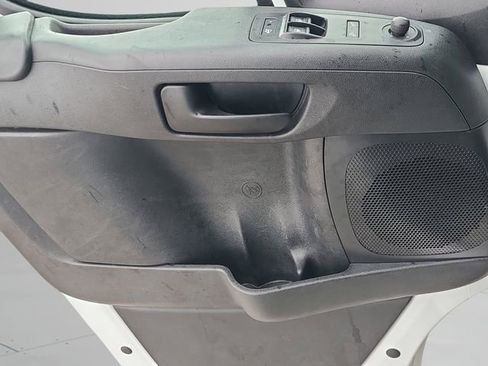 Used 2025 RAM ProMaster 2500 w/ Convenience Group image 20