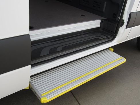 New 2025 Mercedes-Benz Sprinter 2500 image 21