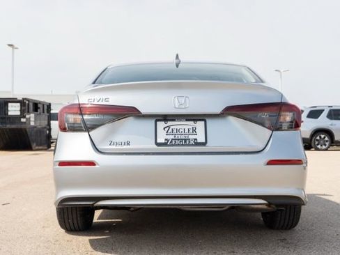 Used 2025 Honda Civic LX image 6