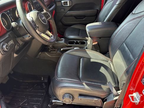 Used 2022 Jeep Wrangler Unlimited Rubicon w/ LED Lighting Group AWD/4WD image 9