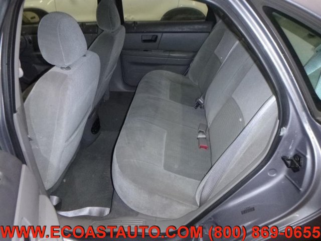 Used 2006 Ford Taurus SE FWD image 13