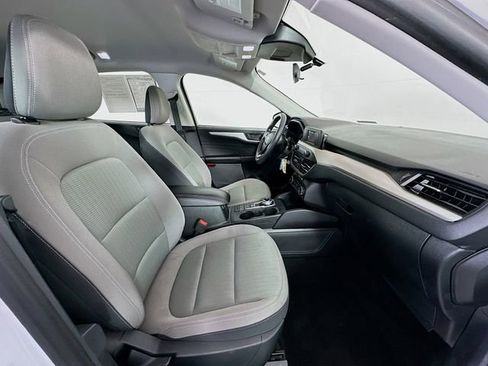 Used 2021 Ford Escape S image 25