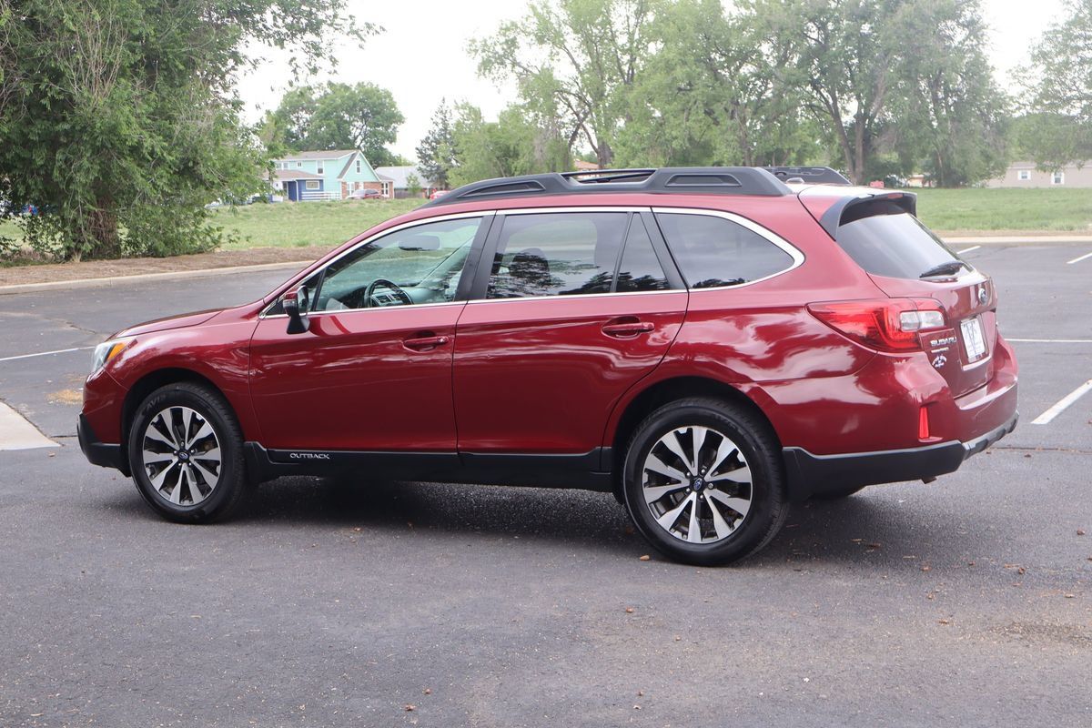 Used 2015 Subaru Outback 2.5i Limited AWD/4WD image 8