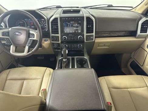 Certified 2018 Ford F150 Lariat w/ Equipment Group 502A Luxury AWD/4WD image 9