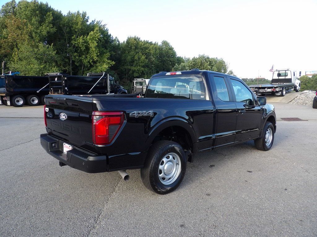 Used 2024 Ford F150 XL AWD/4WD image 7