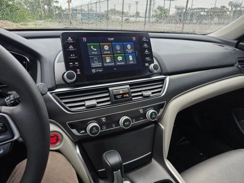 Used 2021 Honda Accord LX image 25