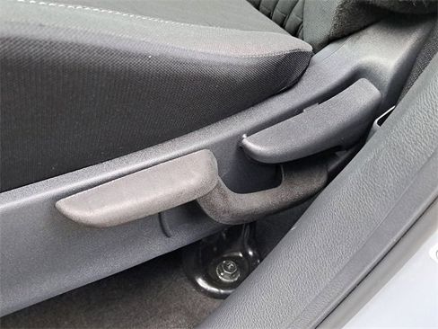 Used 2024 Nissan Kicks SV image 20