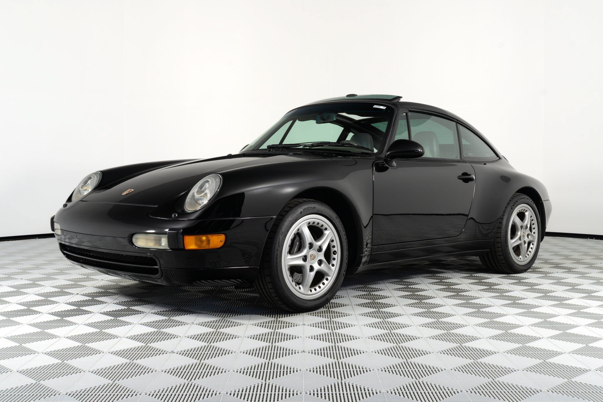 Used 1996 Porsche 911 Targa RWD image 7